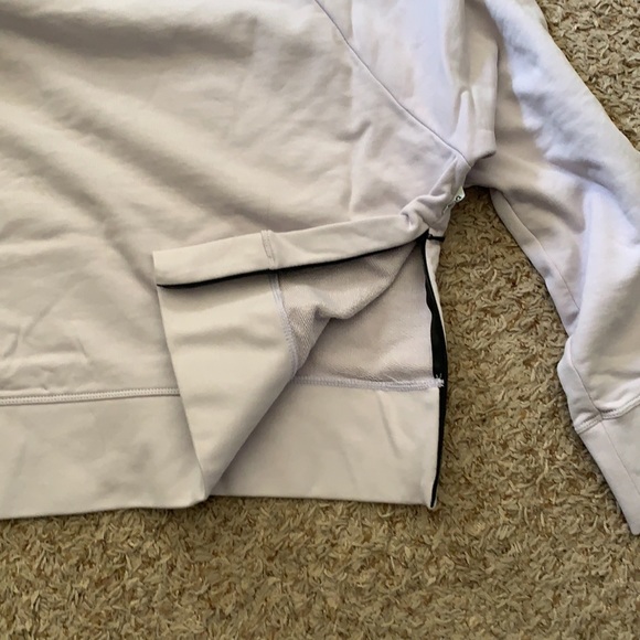 On Crew Neck | Lavender - Picture 8 of 8